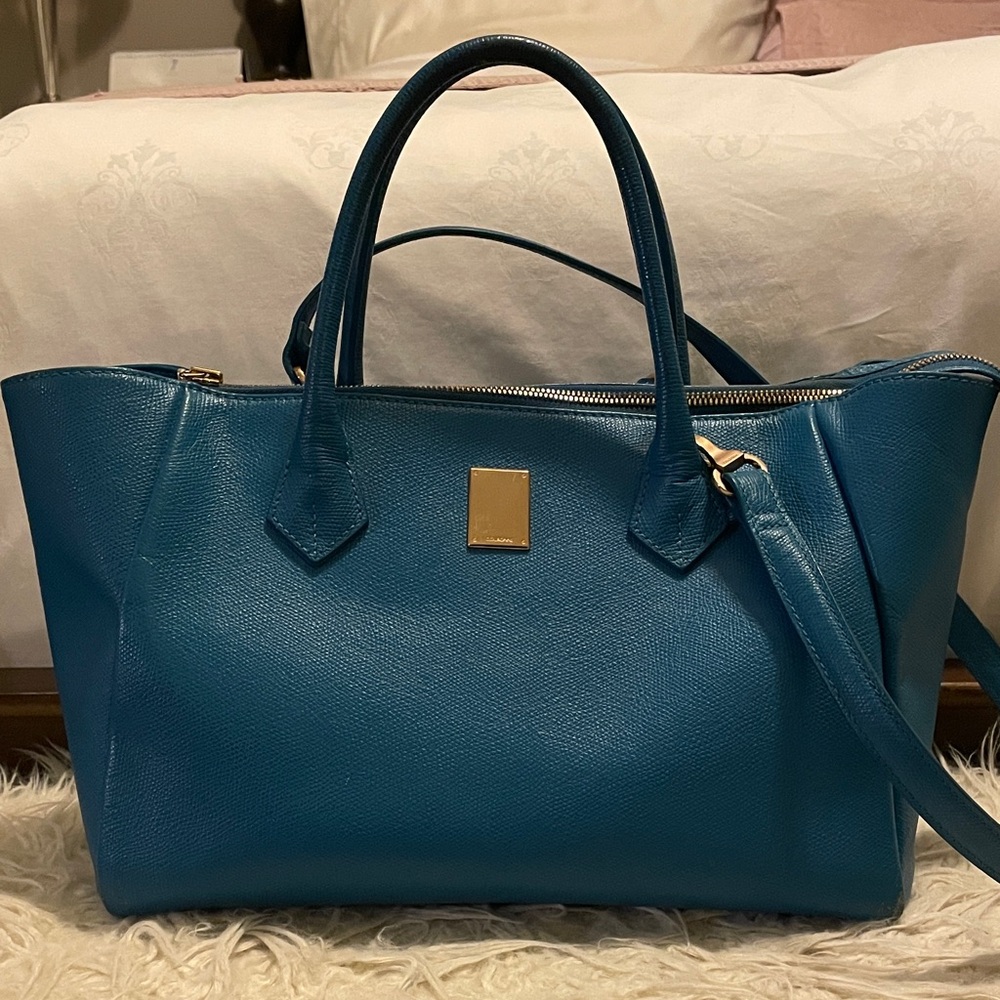 Couronne Elegant Blue Leather Tote Bag
